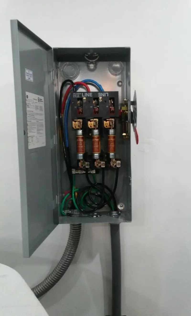 Three-phase disconnect switch installed for Smoke Detector Installation in South Toms River